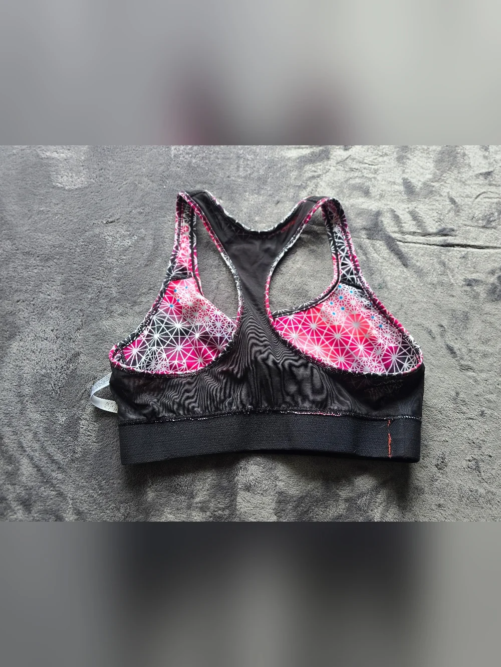Victoria's Secret VSX Sports Bra Size Large - Picture 5 of 9